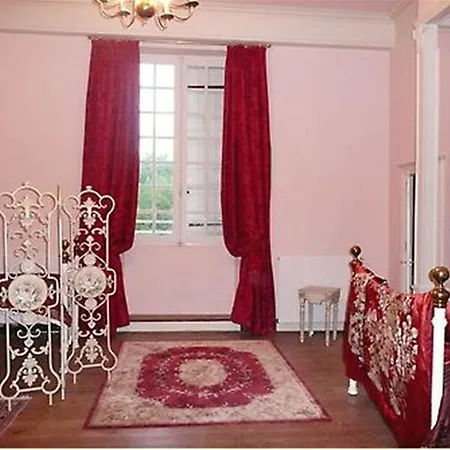 Alojamento de Acomodação e Pequeno-almoço Chateau D'hordosse 3*